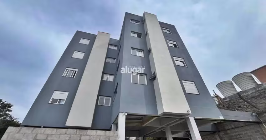 Apartamento com 2 quartos para alugar na Rua Barão do Amazonas, Diamantino, Caxias do Sul