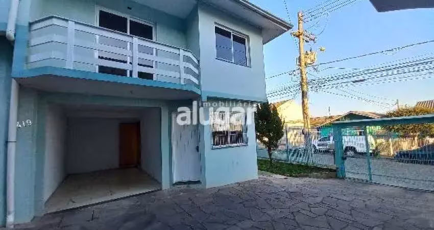 Casa com 3 quartos à venda na Rua Caetano Petinelli, Fátima, Caxias do Sul