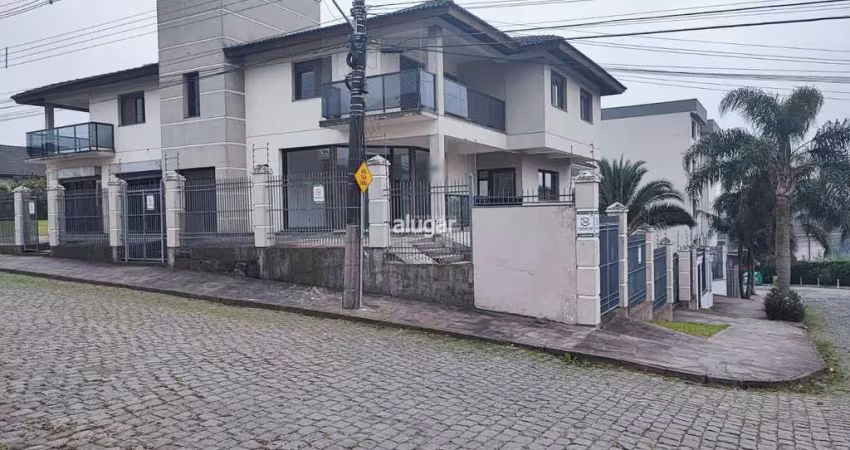 Ponto comercial para alugar na Rua Tiradentes, Sagrada Família, Caxias do Sul