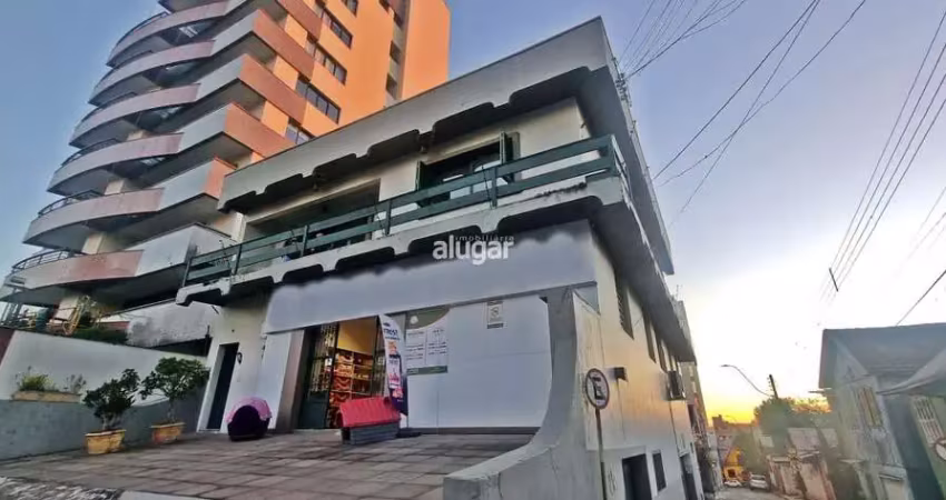 Casa com 2 quartos para alugar na Rua Alfredo Chaves, 1475, Centro, Caxias do Sul