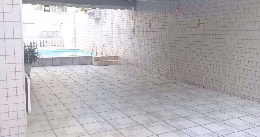 Terreno em condomínio fechado à venda na Rua Carlos Gomes, Marapé, Santos