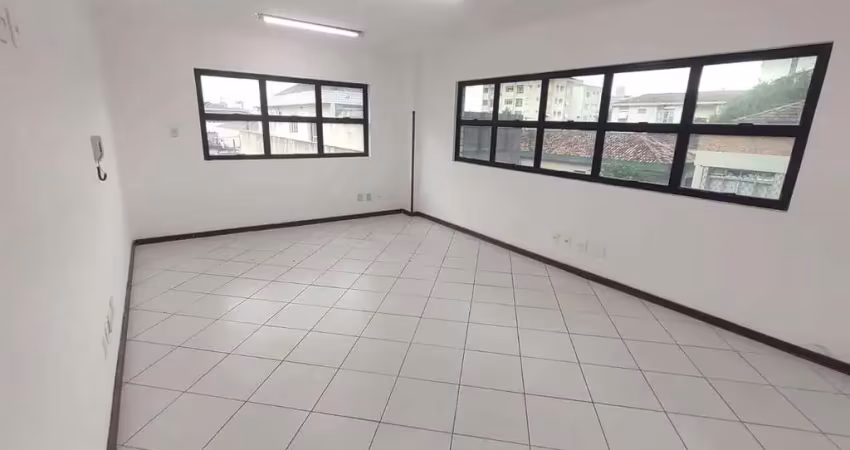 Sala comercial para alugar na Avenida Doutor Pedro Lessa, Aparecida, Santos