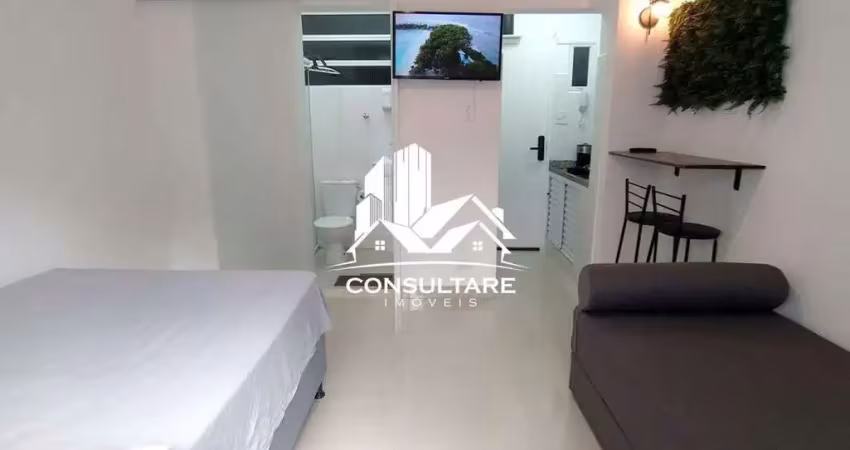 Sala living mobiliada para locação no embaré – conforto e praticidade, ref: 5507