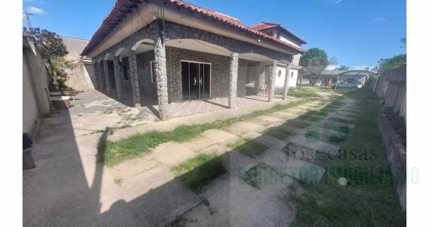 Casas 3 e 4 Quartos para Venda em Tanguá, Bandeirantes, 4 dormitórios, 2 suítes, 4 banheiros, 4 vagas