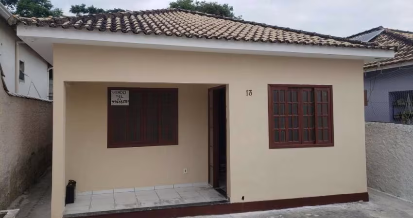 Casa em Condomínio para Venda em Tanguá, Centro, 3 dormitórios, 1 suíte, 2 banheiros, 1 vaga