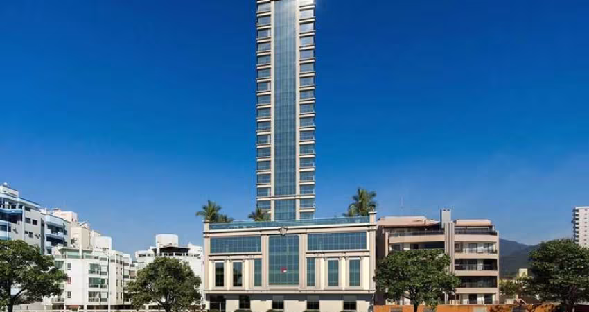 Apartamento para Venda no bairro Centro em Itapema, 4 quartos sendo 4 suítes, 3 vagas, 187 m² privativos,