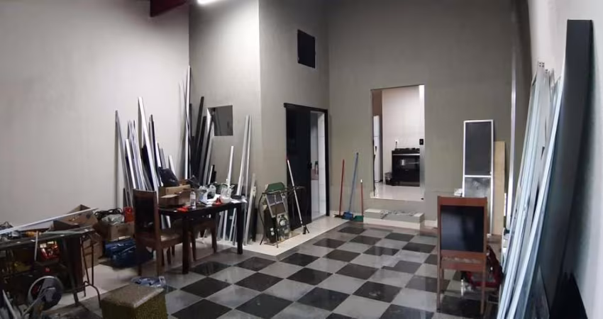 Casa para Venda em Uberlândia, Santa Rosa, 2 dormitórios, 1 suíte, 1 banheiro, 1 vaga