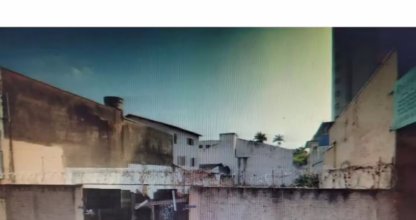Terreno à venda na Rua Tenente Virmondes, Centro, Uberlândia
