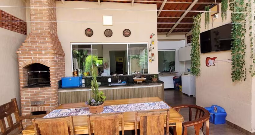 Casa em Condomínio para Venda em Uberlândia, Aclimação, 2 dormitórios, 2 banheiros, 2 vagas