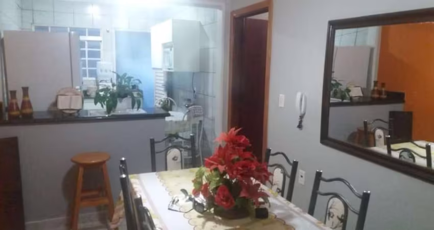 Casa para Venda em Uberlândia, Cidade Jardim, 3 dormitórios, 1 suíte, 2 banheiros, 8 vagas