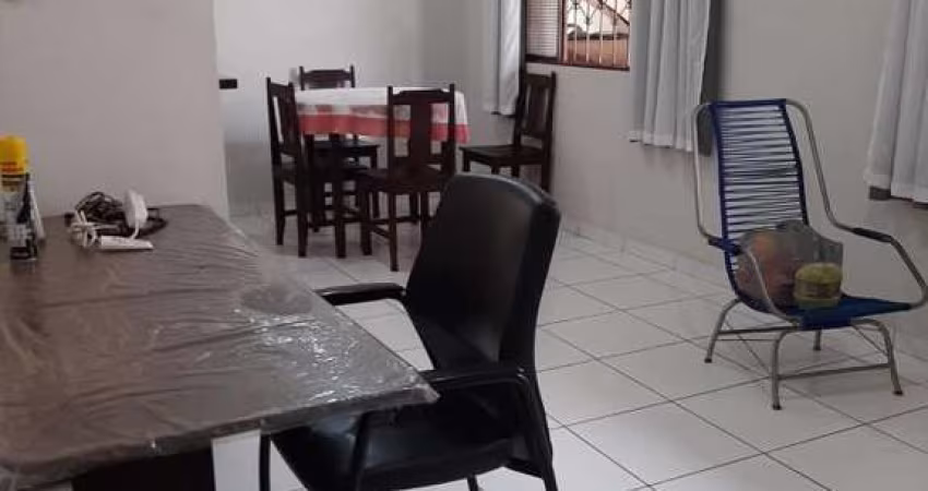 Casa para Venda em Uberlândia, Planalto, 3 dormitórios, 1 suíte, 2 banheiros, 3 vagas