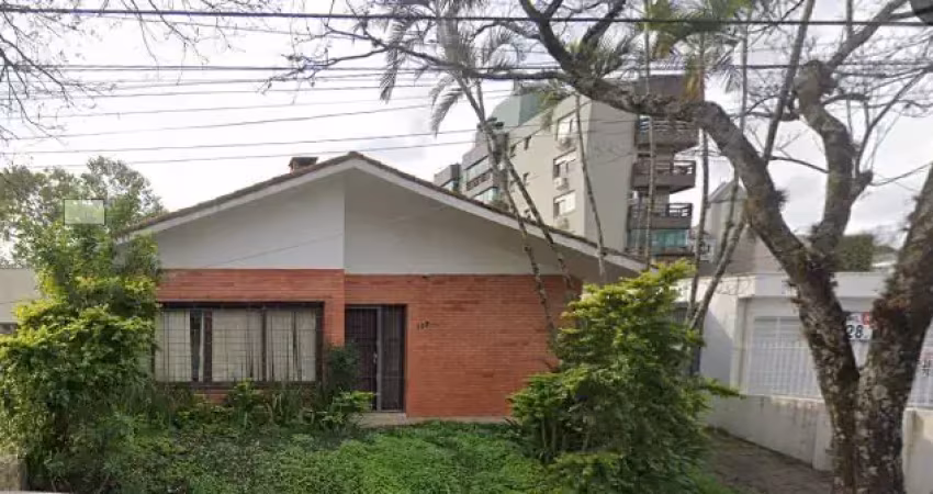 Casa comer. no bairro três figueiras com 4 dormitórios