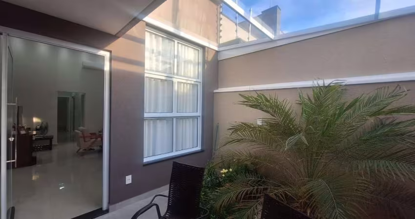 Casa para Venda em Indaiatuba, Jardim Moriyama, 3 dormitórios, 1 suíte, 2 banheiros, 2 vagas