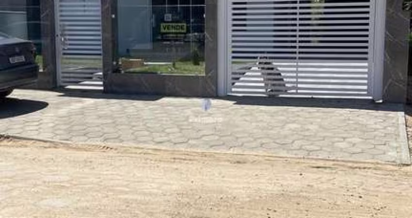Casa de 3 quartos sendo 1 suíte, garagem, na praia em Campo bom