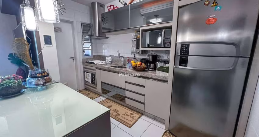 Apartamento 2 quartos com suíte, churrasqueira a carvão
