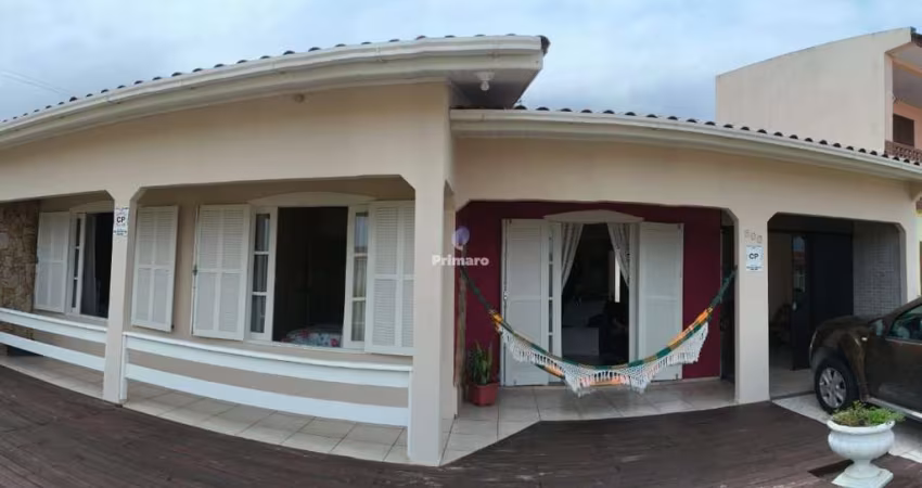 Casa à venda na Zona Sul da Praia do Rincão