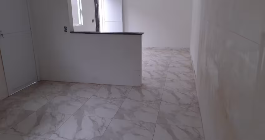Lindo sobrado prontinho para morar no maracanã, 2 Dormitórios sendo (01 suíte)