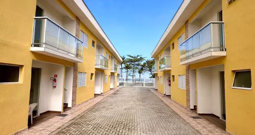 Lindo apartamentos térreos e superiores, na cidade de Bertioga, pé na areia,02 Dormitórios sendo (01 suíte), 01 Vaga de garagem (descoberta)