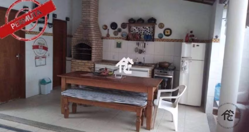 Excelente casa com 4 quartos, suíte e 2 vagas em Maravista