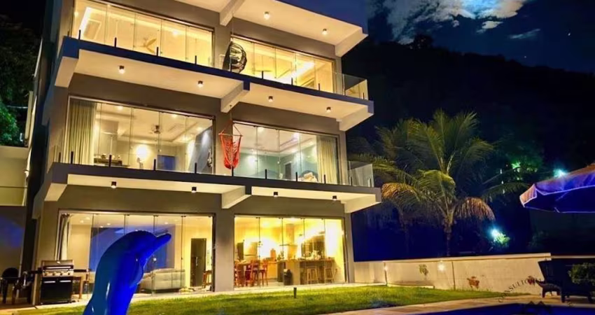 Casa com 4 dormitórios à venda por R$ 4.500.000,00 - Centro - Mangaratiba/RJ