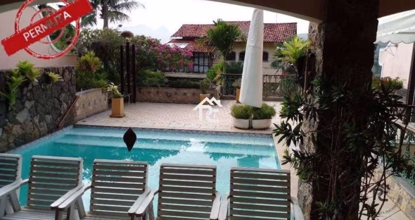 Casa com 5 dormitórios à venda, 450 m² por R$ 1.700.000,00 - Piratininga - Niterói/RJ