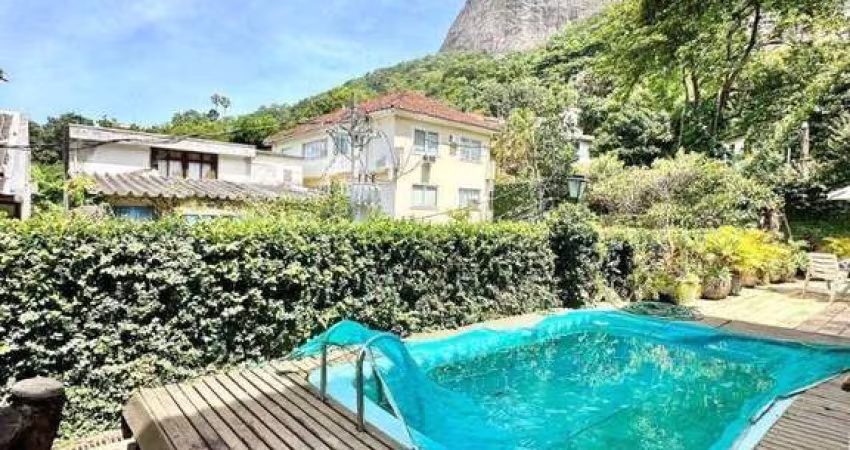 Casa com 4 Quartos à venda, 300m² - Gávea
