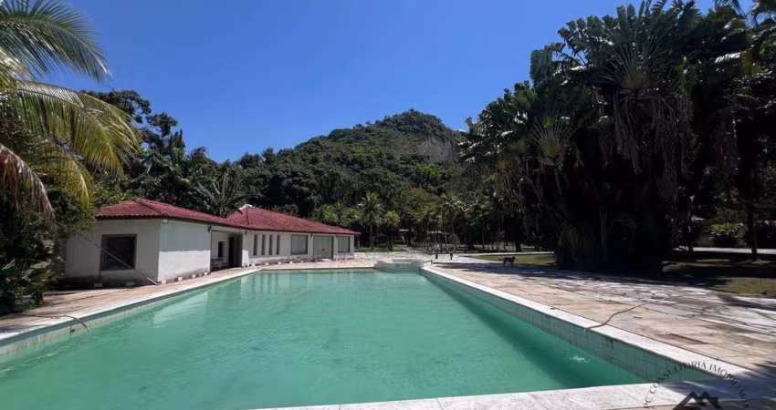 Terreno com TRINTA E OITO MIL M² à venda no Itanhangá, Rio de Janeiro.