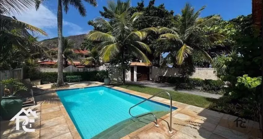 Casa com 4 quartos à venda na Rua Matias Sandri, Itacoatiara, Niterói