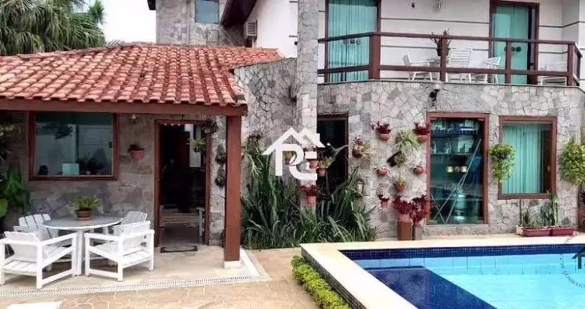 Casa com 4 dormitórios à venda, 580 m² por R$ 3.700.000,00 - Camboinhas - Niterói/RJ