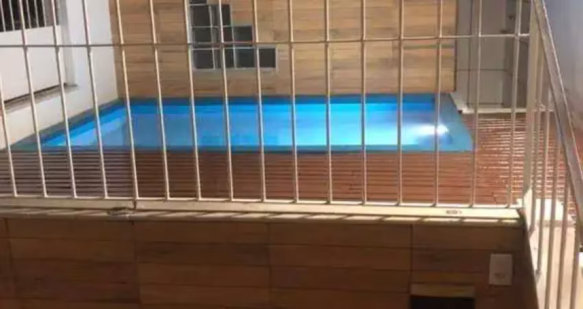 Cobertura de 2 quartos, suíte e vaga em Icaraí