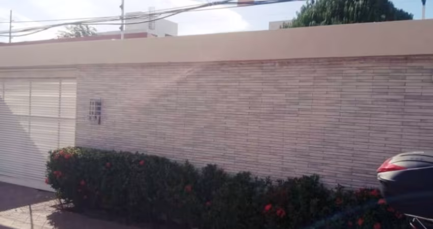 CASA AMPLA NO BESSA – PRONTA PARA MORAR!
