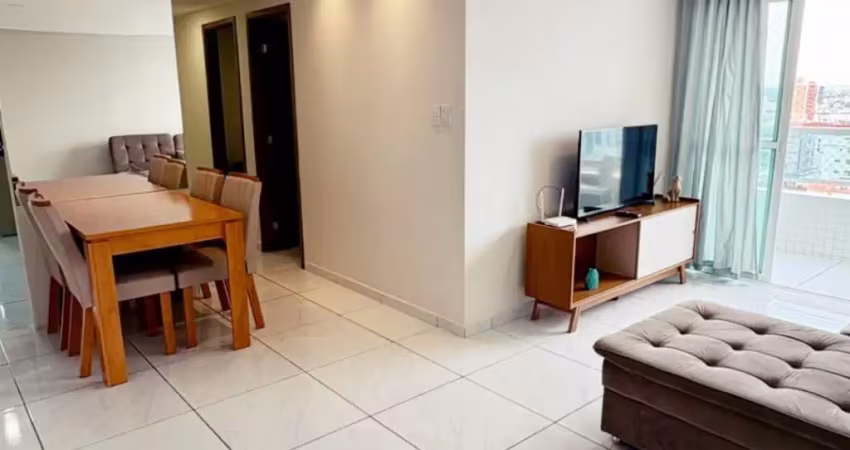 Apto 3 quartos sendo 1 suíte, andar alto, vista livre no bessa