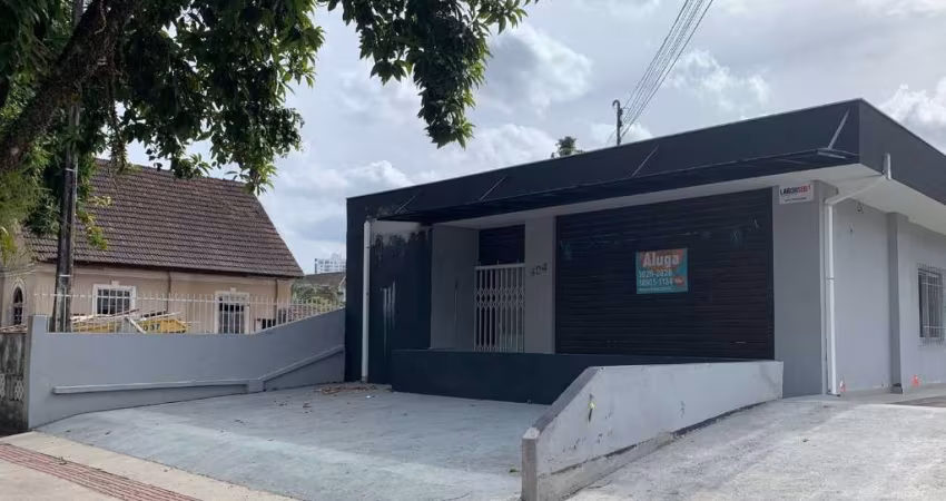 Casa comercial com 6 salas para alugar no Bucarein, Joinville 