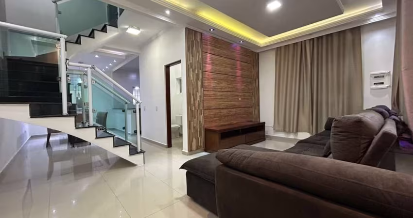 Belissima residencia planejada de 3 dormitorios sendo uma suíte e area gourmet
