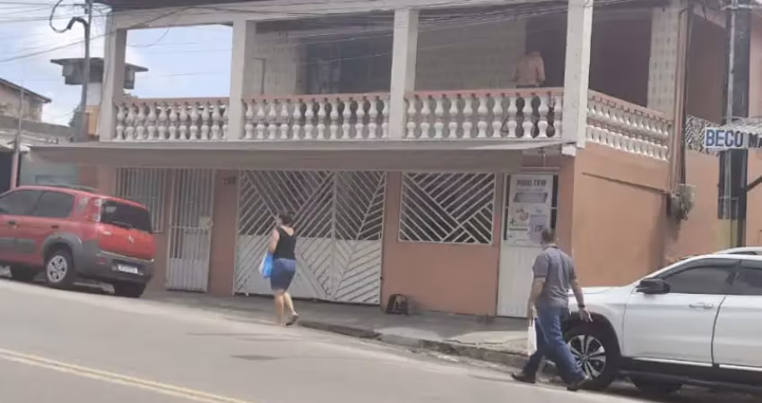 Casa com 3 quartos à venda na Avenida Maués, 180, Cachoeirinha, Manaus