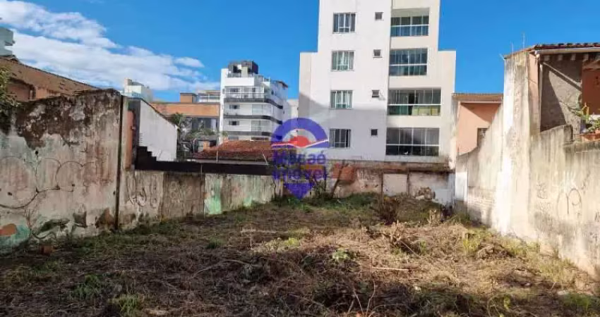 Terreno à venda na Rua Val Paraíso, Cavaleiros, Macaé