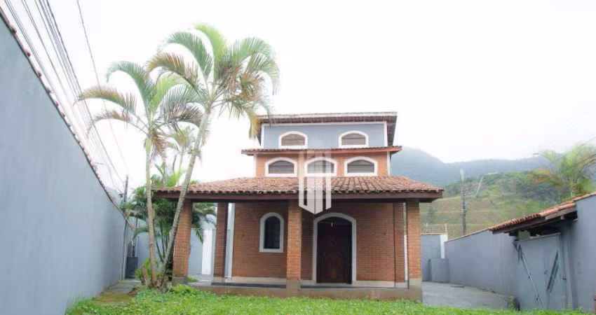 Oasis a Passos da Praia: Casa com 2 Suítes em Caraguatatuba