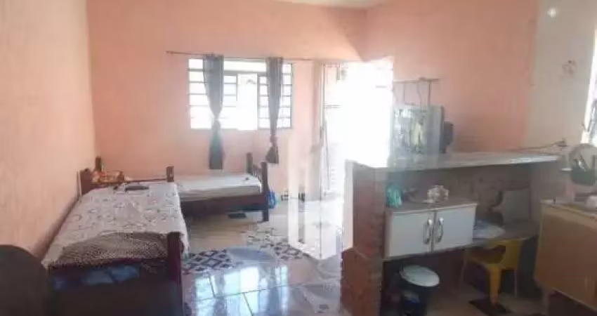 Casa com 1 dormitório à venda por R$ 300.000,00 - Jardim das Gaivotas - Caraguatatuba/SP