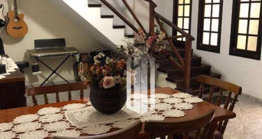 “Exclusividade e Elegância: Sobrado Espaçoso no Tinga com Vista para a Serra'
