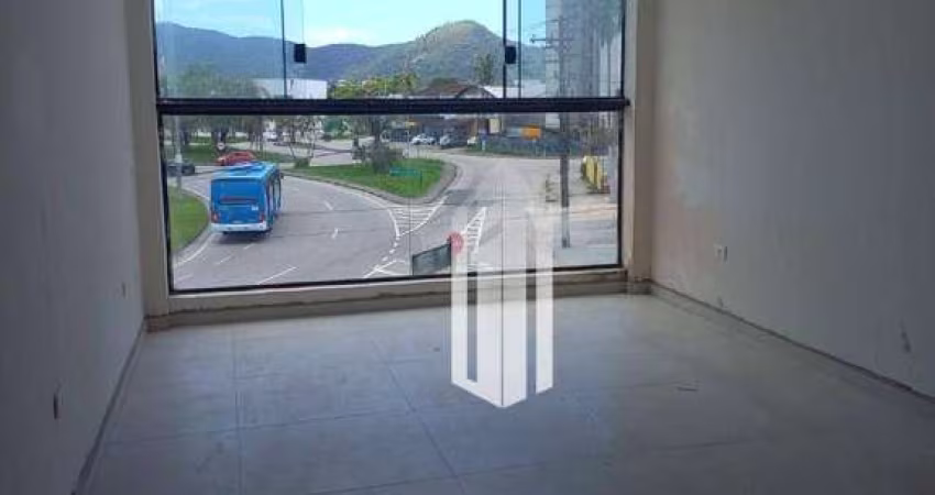 Sala para alugar, 35 m² por R$ 1.800,00/mês - Sumaré - Caraguatatuba/SP