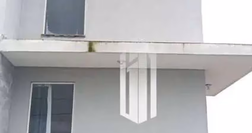 Sobrado com 3 dormitórios à venda por R$ 580.000