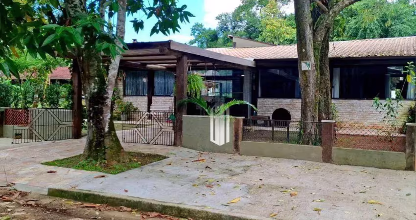 Casa com 3 dormitórios à venda, 250 m² por r$ 890.000,00 - massaguaçu - caraguatatuba/sp