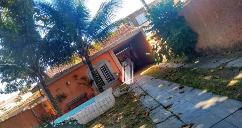 Casa com edícula e quintal amplo à venda no porto novo!