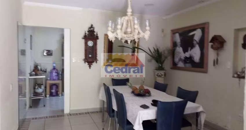 Sobrado com 2 dormitórios à venda, 311 m² por R$ 1.100.000,00 - Jardim Paulista - Mogi das Cruzes/SP