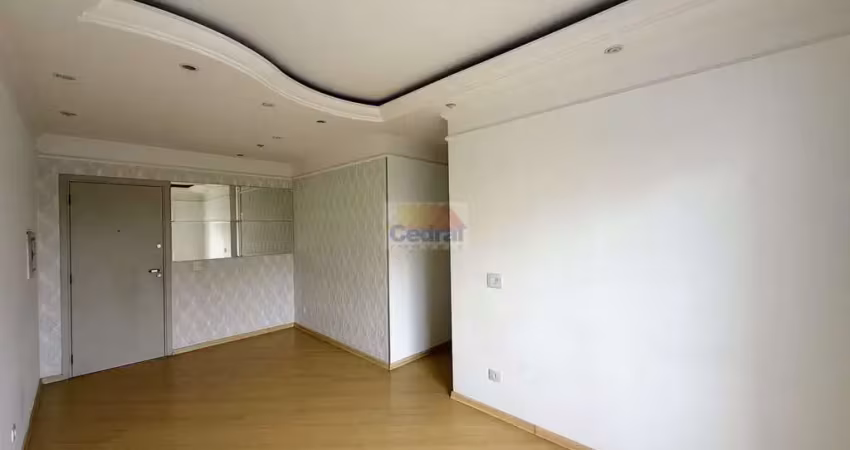 Apartamento com 03 dormitórios e 02 vagas de garagem em cezar de souza