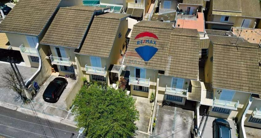 Belíssimo Sobrado com Conforto e Modernidade; 2 dormitórios e 2 vagas de garagem