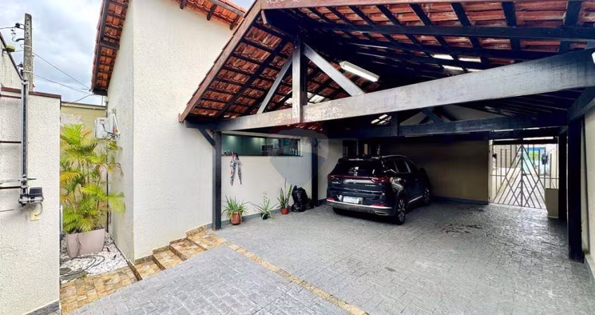 'Mega Oportunidade' - Casa Térrea com Piscina - Vaga p/4 carros - Espaço Gourmet e muito mais, venha conferir!!