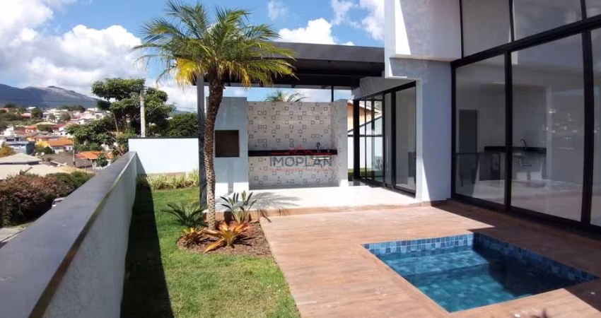 Casa à venda  com 235 m² em ótima localização em Atibaia - SP -Bairro Jardim Pau