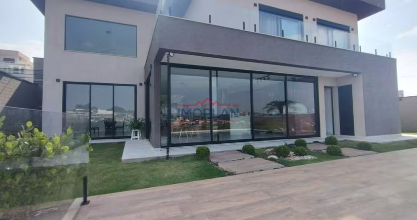 Casa  em condomínio fechado - 4 Dormitórios sendo 4 suítes - suíte principal clo