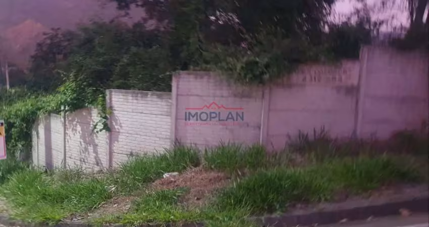 Terreno à venda no Jardim Maristela, Atibaia 